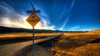 Rural road sign sky background - diffuse free wallpaper