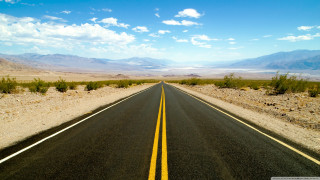 Desert road mountains blue sky - the desert free wallpaper