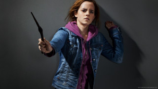 Woman holding scissors serious look 2 - serious free wallpaper for desktop