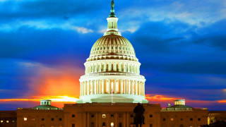 Large building dome clock night 3 - cloudy free wallpaper