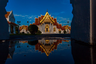 Building clock tower reflection water 2 - perfect symmetry free wallpaper