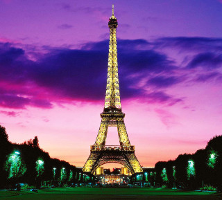 Eiffel tower night purple sky - a matte painting free wallpaper