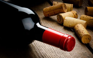 Wine bottle wooden table corks - a bottle of wine free wallpaper