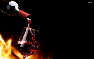 Wine pour bottle fire background - cao zhibai free wallpaper