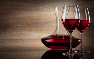 Wine glasses decanter table wood - cao zhibai free wallpaper