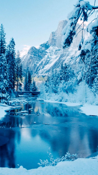 Snowy mountain landscape lake trees - the foreground free wallpaper