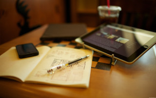 Tablet pen notebook water glass - a wireframe diagram free wallpaper