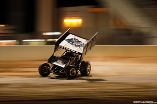 Dirt buggy racing track night - a track free wallpaper