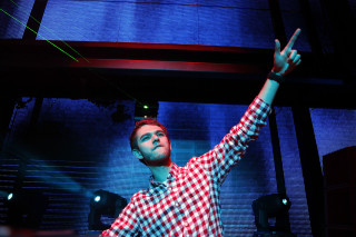 Man checkered shirt hand up - dr. atl free wallpaper