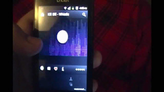 Person holding cell phone screen - a person holding free wallpaper