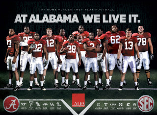 Men red white uniforms standing - the sideline free wallpaper
