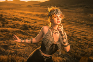 Woman costume field snake arm - art nouveau free wallpaper