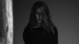 Woman black shirt standing room - a room free wallpaper for desktop