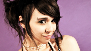 Woman cat ear necklace purple - eye free wallpaper