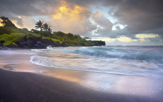 Beach waves sunset clouds trees 6 - wave free wallpaper