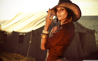 Woman hat standing tent background - a woman in a hat free wallpaper