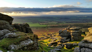 Rocky landscape grass cloudy sky - a rocky landscape free wallpaper