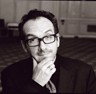 Man glasses tie chin portrait - free portrait wallpaper