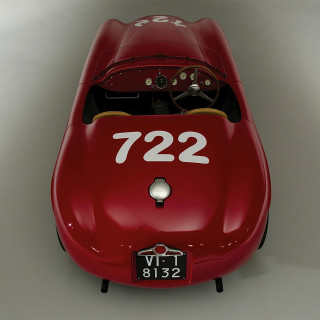 Red race car number 722 - the front of its free wallpaper