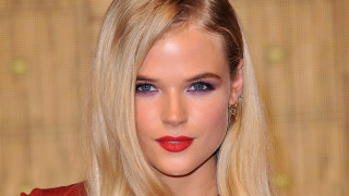 Blonde woman red dress blue 2 - blue eyeshadow free wallpaper
