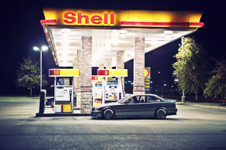Car shell station night cinematic - drew tucker free wallpaper