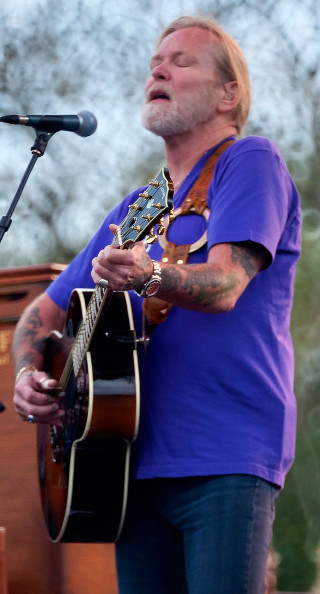 Man guitar microphone stand singing - free other wallpaper
