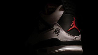 Sneakers red black shoelace dark 3 - a pair of sneakers free wallpaper