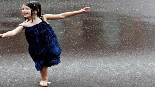 Little girl blue dress playing 3 - a little girl free wallpaper