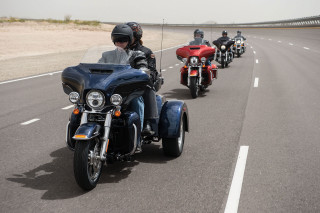 Motorcycle group highway sky cars - dan scott free wallpaper