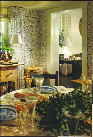 Dining room table flowers food - room table free wallpaper