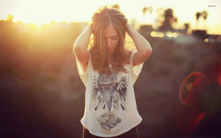 Woman hands head shirt shoulders - a sunset free wallpaper