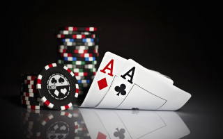 Playing cards poker chips reflection - a reflective surface free wallpaper
