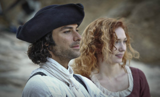 Man woman period clothing hats - looking free wallpaper