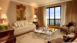 Living room art deco luxury - a large window free wallpaper
