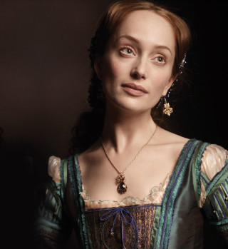 Woman green dress necklace image - preraphaelitism free wallpaper