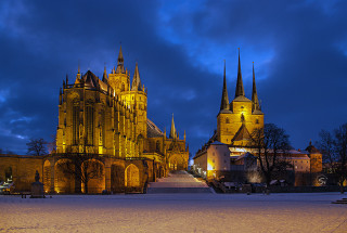 Castle clocktower night snowy ground - a castle free wallpaper
