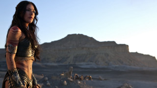 Afrofuturism woman desert mountain sky - afrofuturism free wallpaper