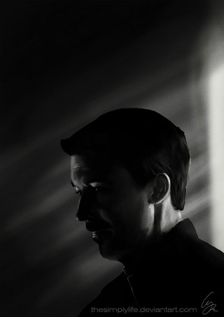 Man hat black shirt looking - digital free wallpaper