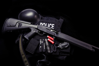 Gun black handheld weapon metal 2 - a helmet free wallpaper