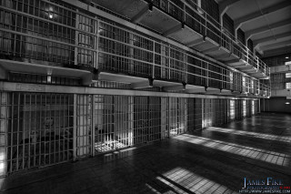 Large room jail bars windows - the wall and floor free wallpaper