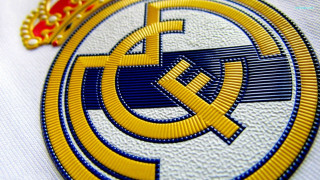Soccer ball gold chain close - photo real free wallpaper