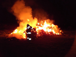 Firefighter night fire motorcycle burning - night free wallpaper