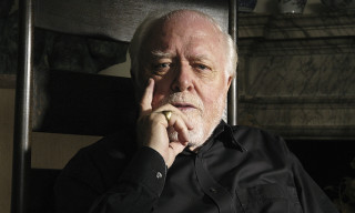 Man sitting chair hand chin 3 - his chin free wallpaper