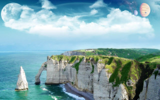 Cliff water rock formation moon - a moon in the sky free wallpaper