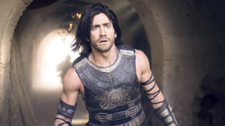 Man costume tunnel sword helmet - his hand and a helmet free wallpaper