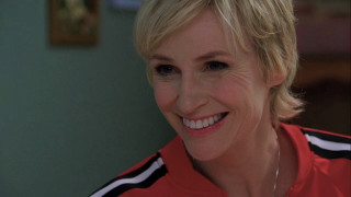 Blonde woman smiling red shirt - a red shirt free wallpaper