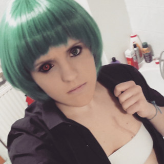 Woman green hair brushing sink - cosplay free wallpaper