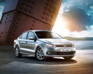 Silver car large structure sky - a silver car free wallpaper