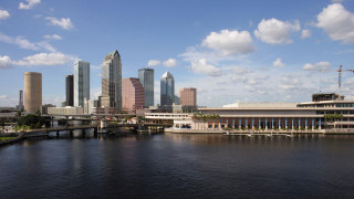 City skyline bridge river background - a building in the background free wallpaper