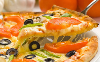 Pizza olives delicious cheesy slice - pepper free wallpaper